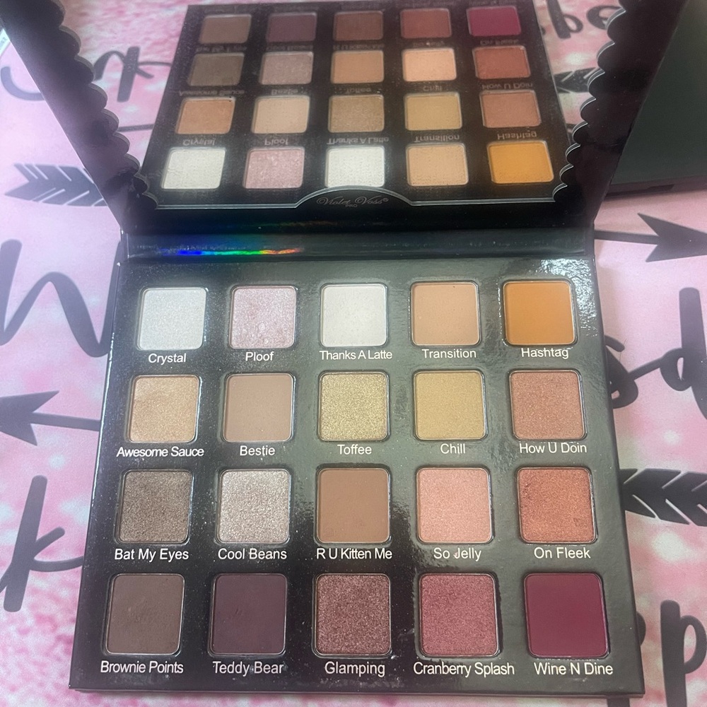 Violet Voss Holy Grail Eyeshadow Palette HG - Picture 2 of 6